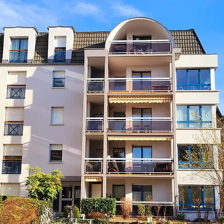 Cosy. 10mn Du Centre Et De La Gare. Garage Gratuit Séjour chez l'habitant Colmar