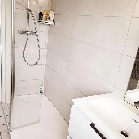 Séjour chez l'habitant Cosy. 10mn Du Centre Et De La Gare. Garage Gratuit *